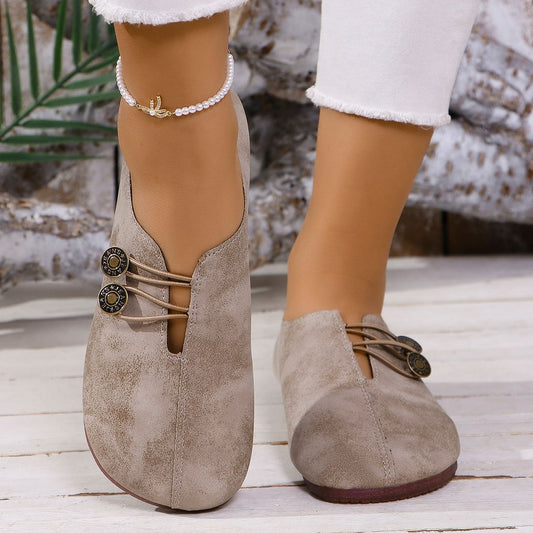 Slip-on sandals color options