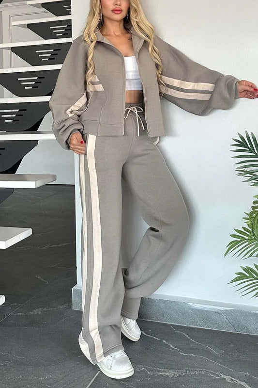 Sportswear set loose top and pants