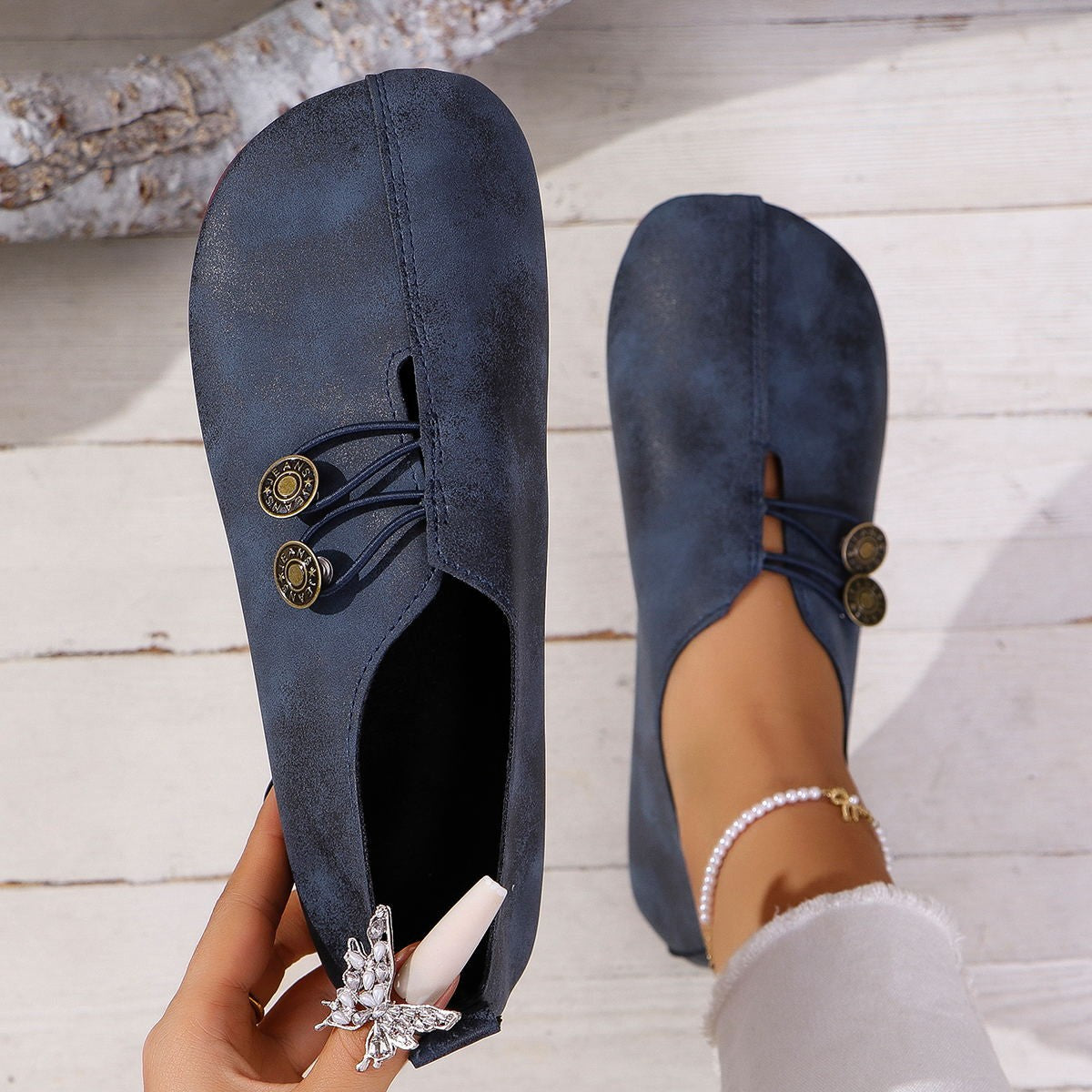 Flat casual sandals product photo