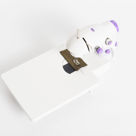 Mini Electric Sewing Machine – Portable Household Sewing Machine for Beginners - product photo 4 of 5