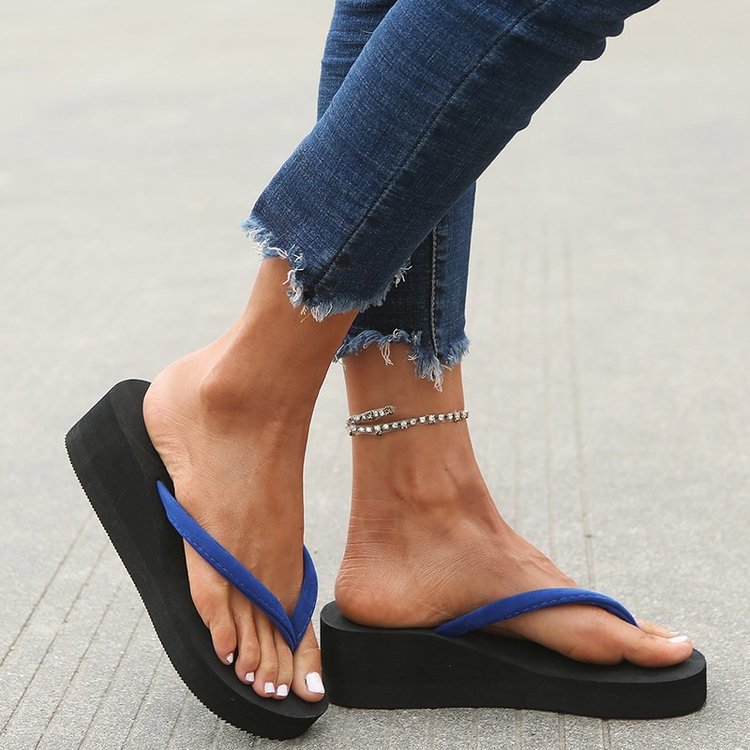 Thick sole flip-flops - full view