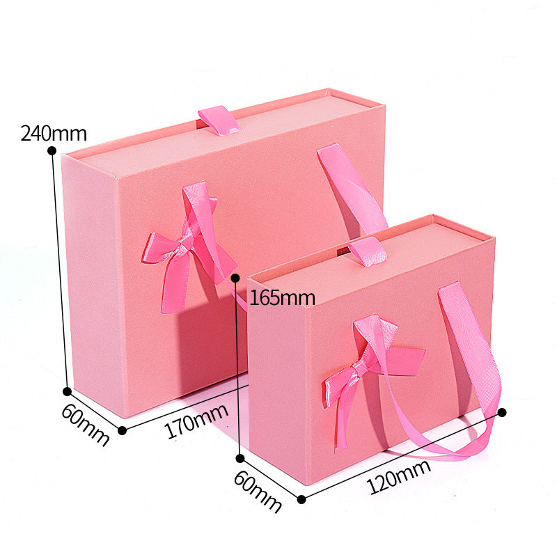 Wedding gift box in cowhide-pattern paper