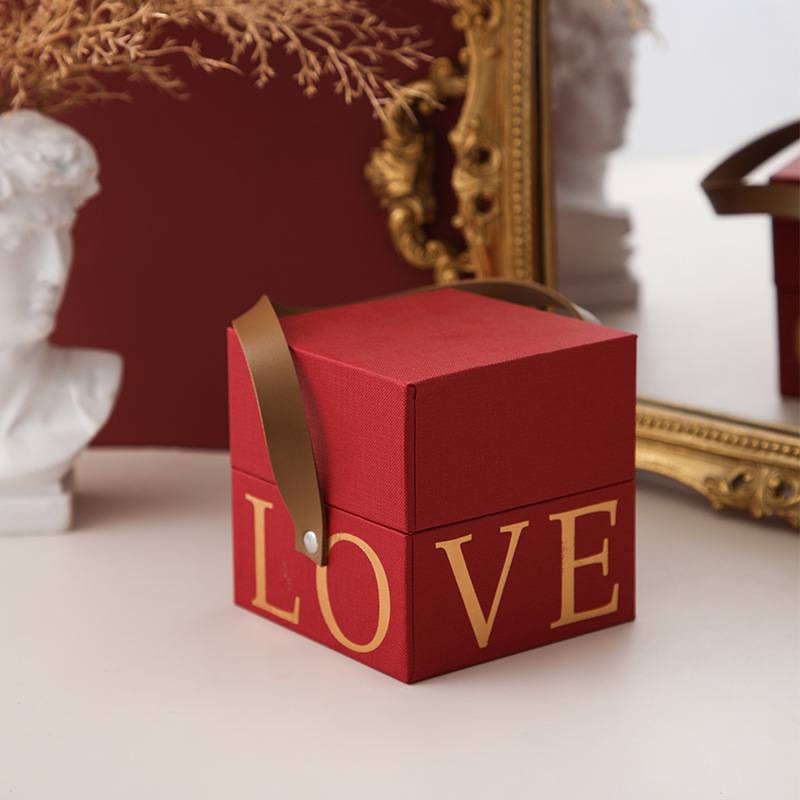 Small paper gift box, close-up