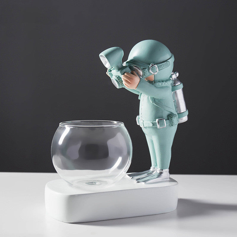 Astronaut glass vase, gold diver variant