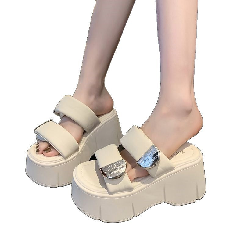 Thick-soled platform slippers with wool lining – product photo 4