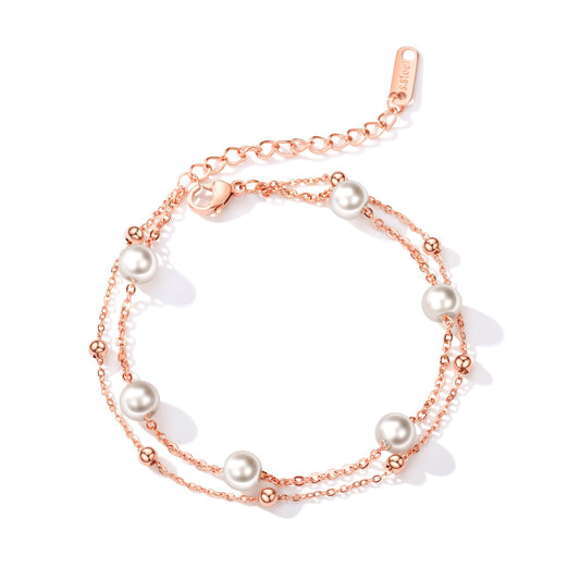 Chain bracelet with pearl accent, front view