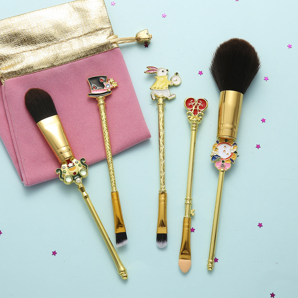 Makeup brush gold color detail