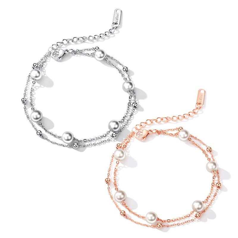 Chain bracelet clasp detail