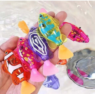 Light-Activated Swimming Fish Bath Toy for Kids – photo 9 of 15