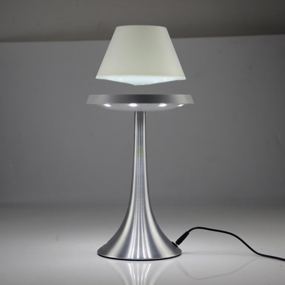 Magnetic levitation lamp plug options