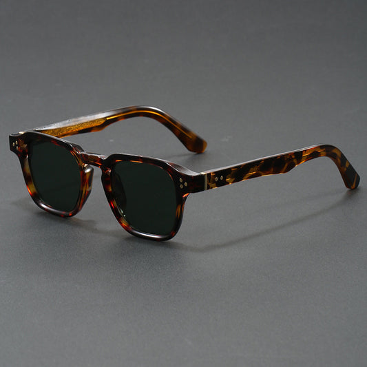 Men's Retro Vintage-Style Sunglasses - main product photo
