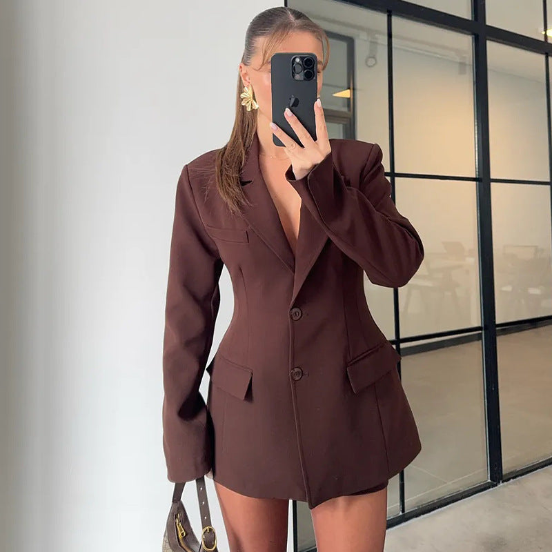 Women's waist-cinched short jacket with lapel and pockets - photo 6 of 6