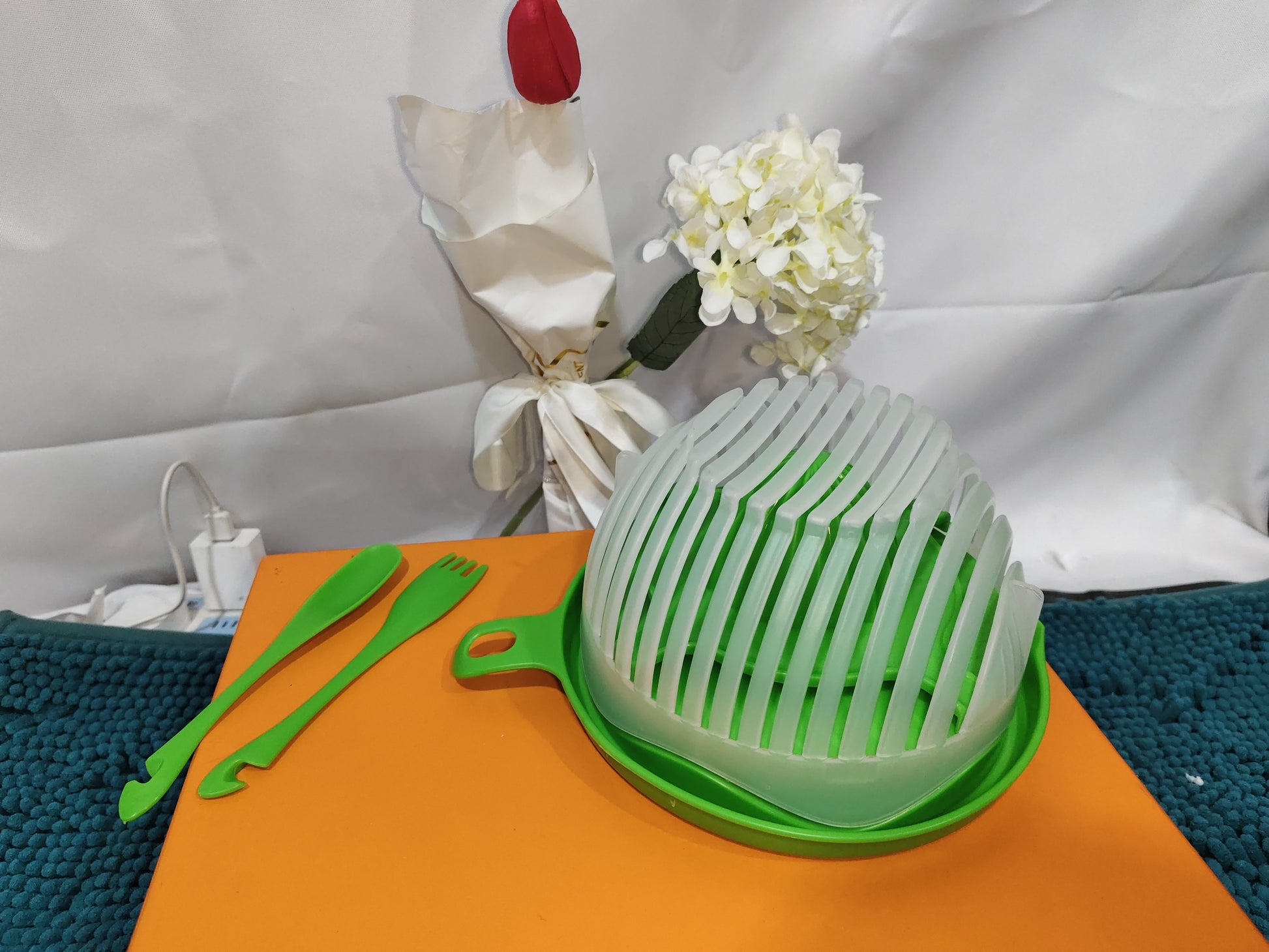 Creative Salad Cutter – Fruit and Vegetable Cutter - product photo 9 of 18