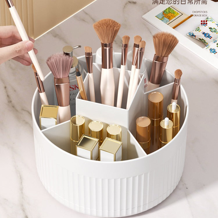 Rotatable makeup brush storage tube - photo 1 of 6
