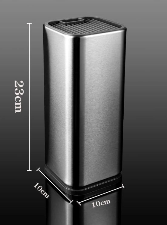 Knife holder holding kitchen knives