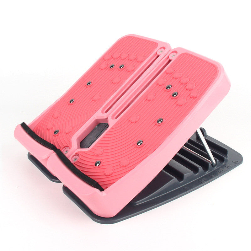 Close-up of balance board twisting mechanism
