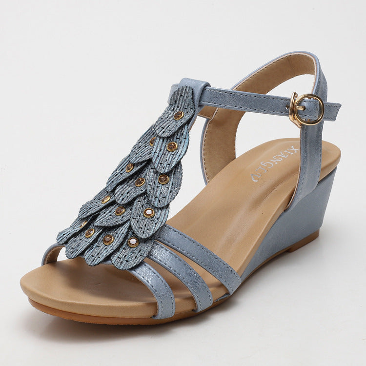 Bohemian wedge sandals with buckle strap and floral detail – product photo 8